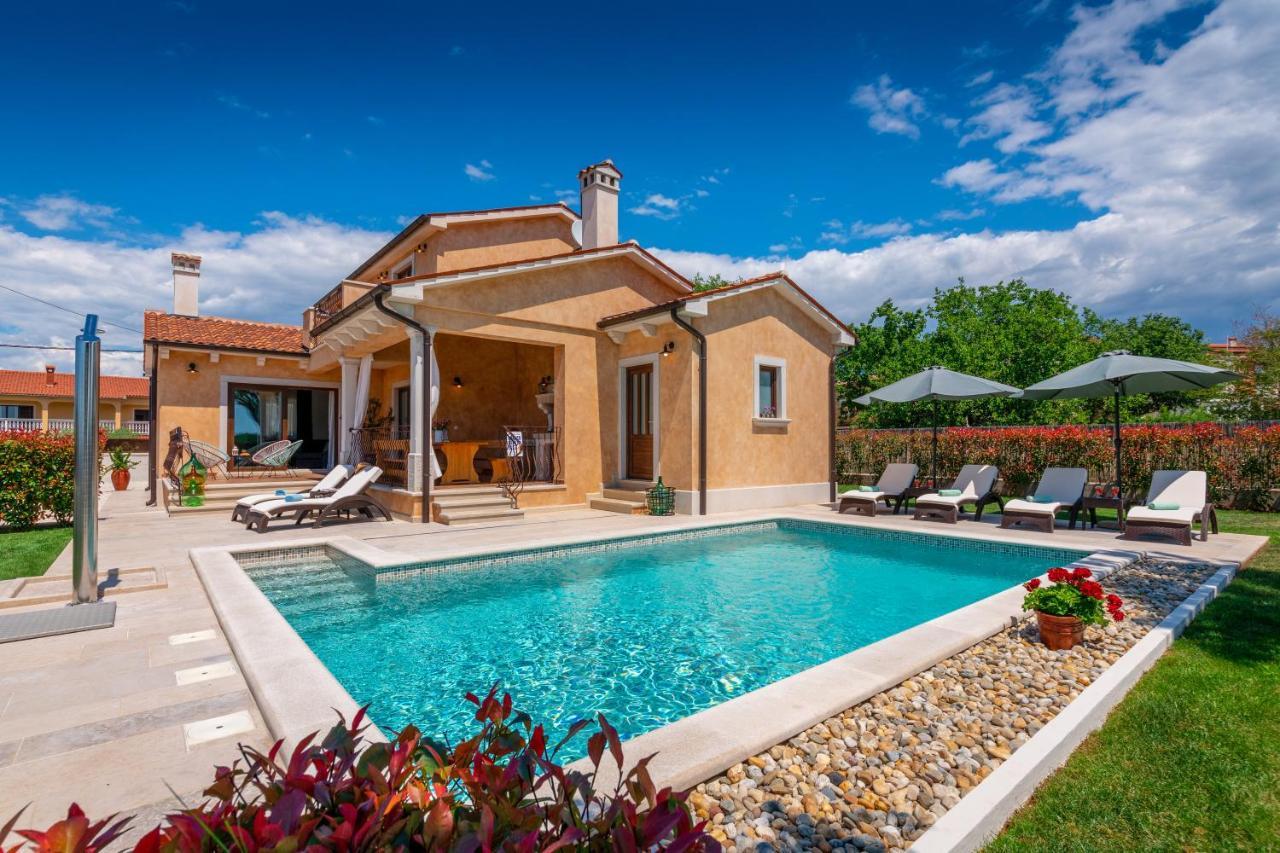 Rotonda Villa